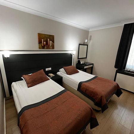 Dafne Hotel Ankara Buitenkant foto